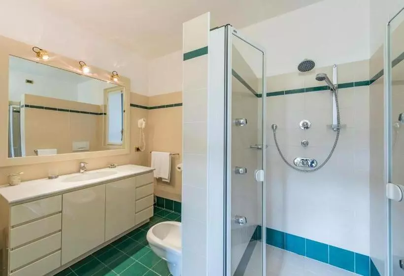 Hotelli Villa Edy