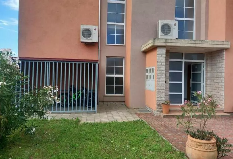 هتل Bed & Breakfast Grgic