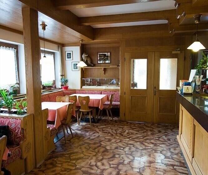 בית מלון כפרי De Fronz