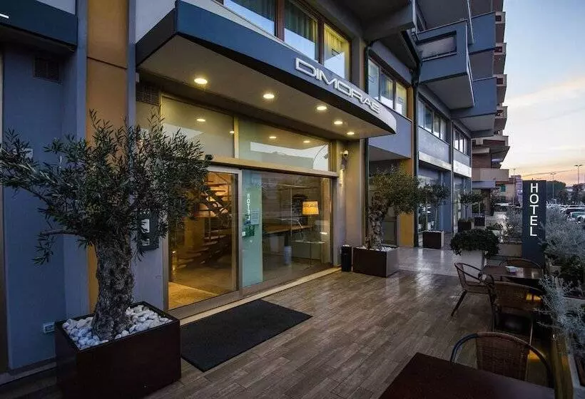 ホテル Dimorae Rooms And Suites Apartments