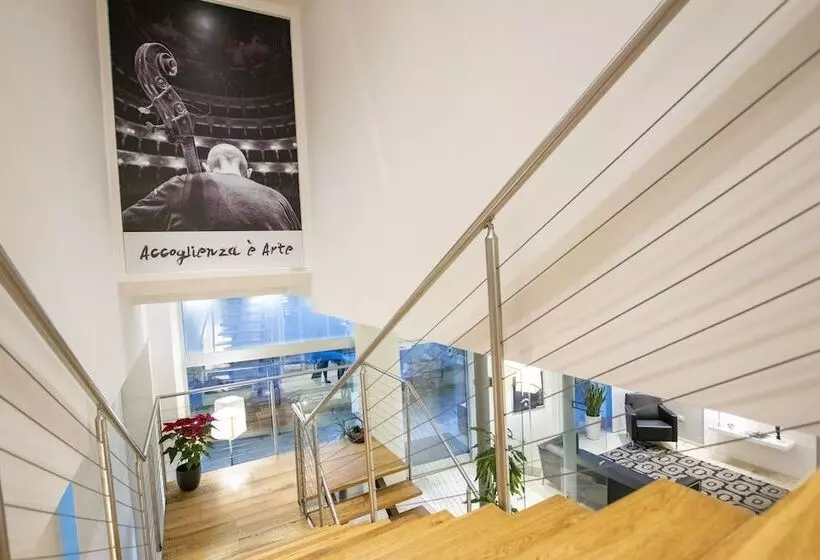 ホテル Dimorae Rooms And Suites Apartments
