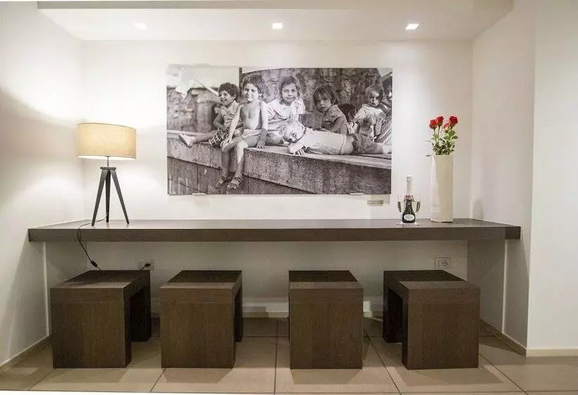 ホテル Dimorae Rooms And Suites Apartments