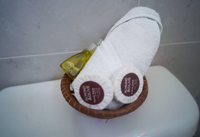 هتل Golden Paradise Town