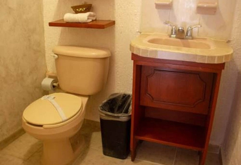 هتل Golden Paradise Town