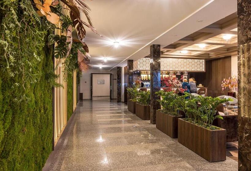 هتل Gradiali Wellness And Spa