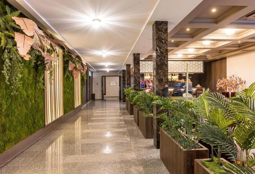 هتل Gradiali Wellness And Spa