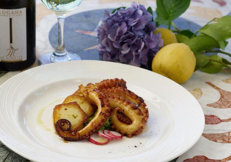 בית מלון כפרי Le Ali Del Frassino