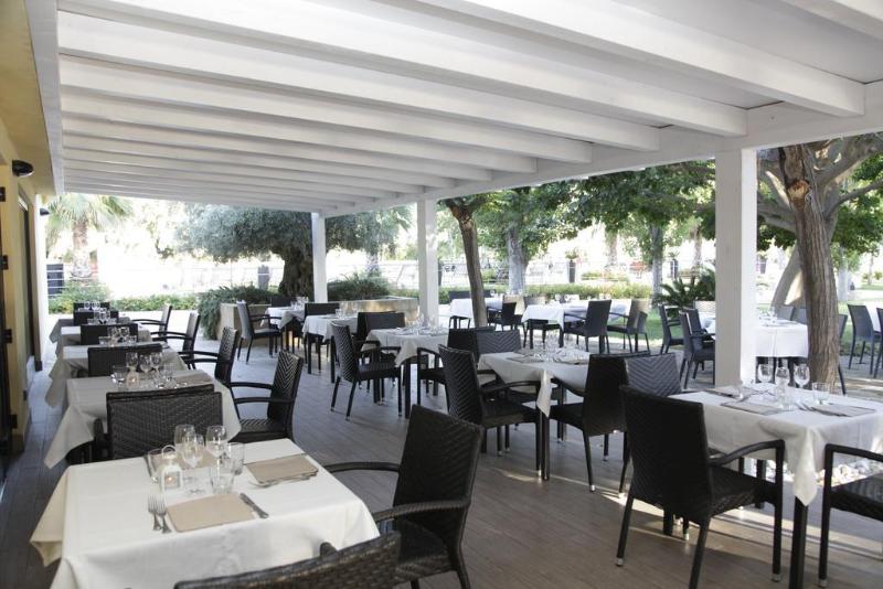 בית מלון כפרי Le Dune Resort