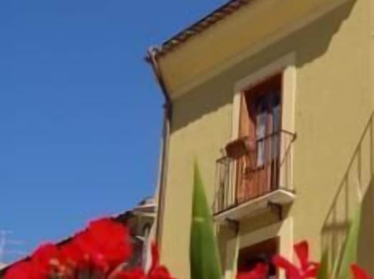 בית מלון כפרי Locanda Alfieri