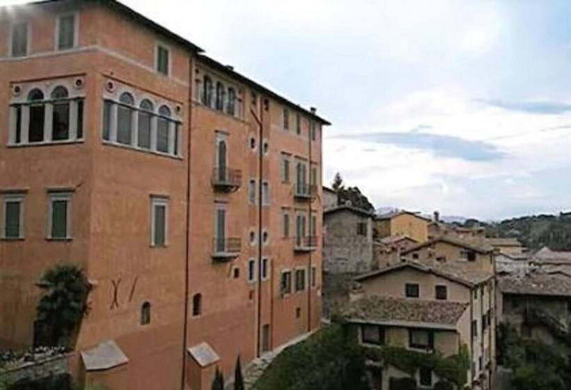 호텔 Palazzo Dragoni Residenza D Epoca