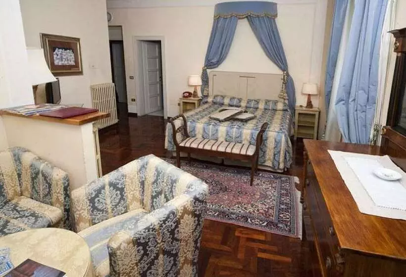 ホテル Palazzo Dragoni Residenza D Epoca