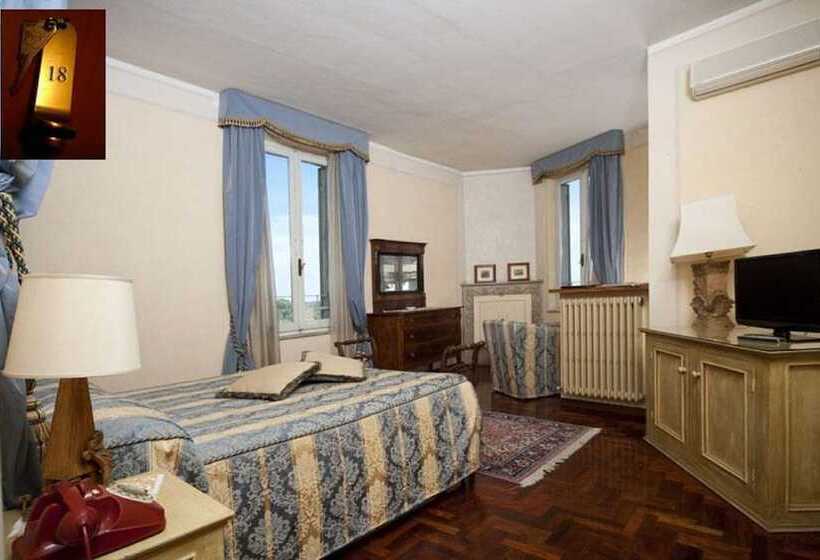 호텔 Palazzo Dragoni Residenza D Epoca