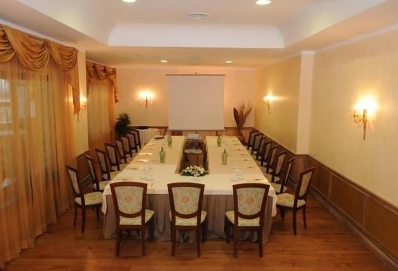 Отель Ristorante La Lanterna