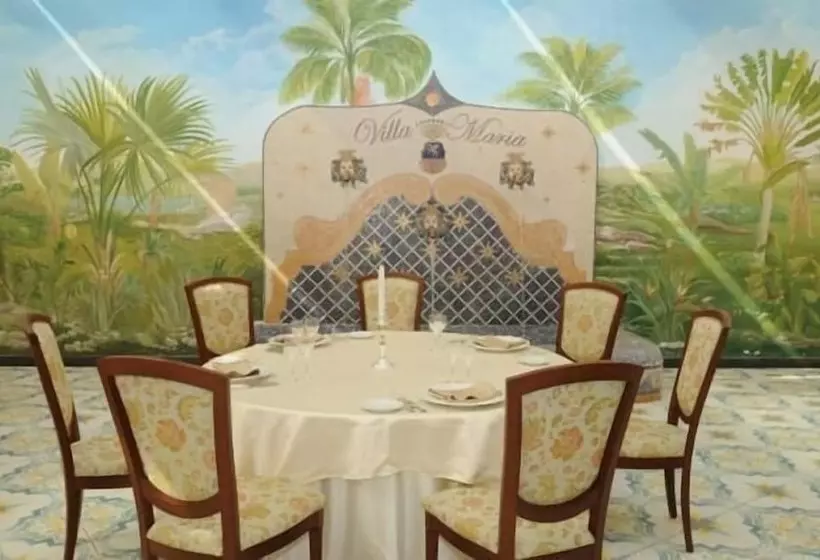 ホテル Ristorante La Lanterna