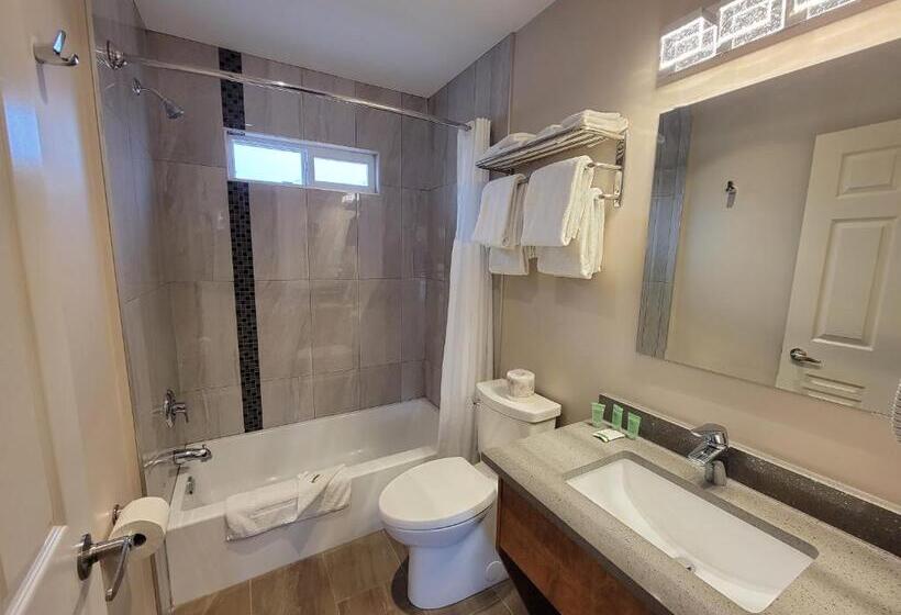 Hotell Sahara Courtyard Inn Osoyoos