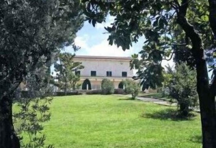 هتل Tenuta Di Pietra Porzia