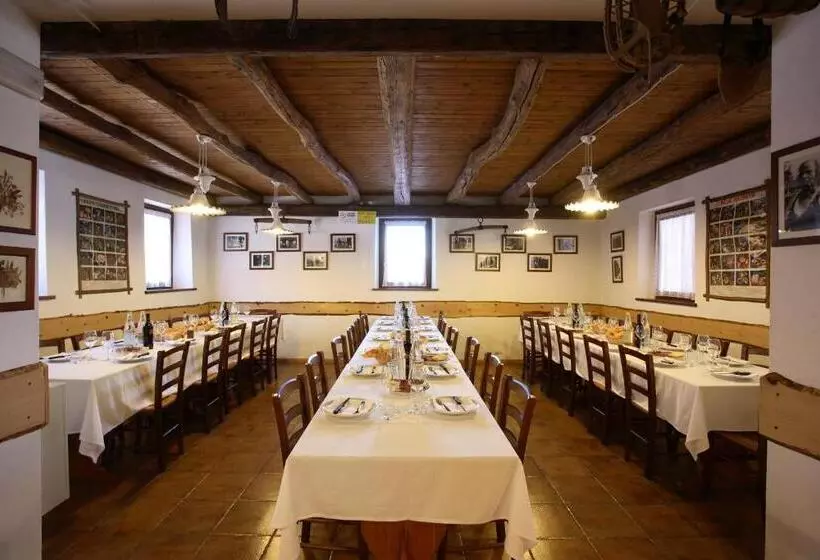 Hotelli Agriturismo Cornolade