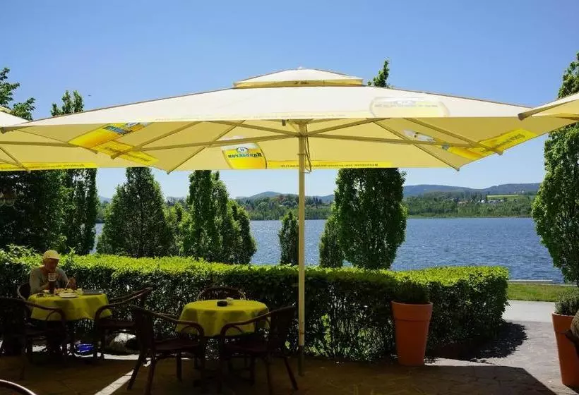 ホテル Haus Am See