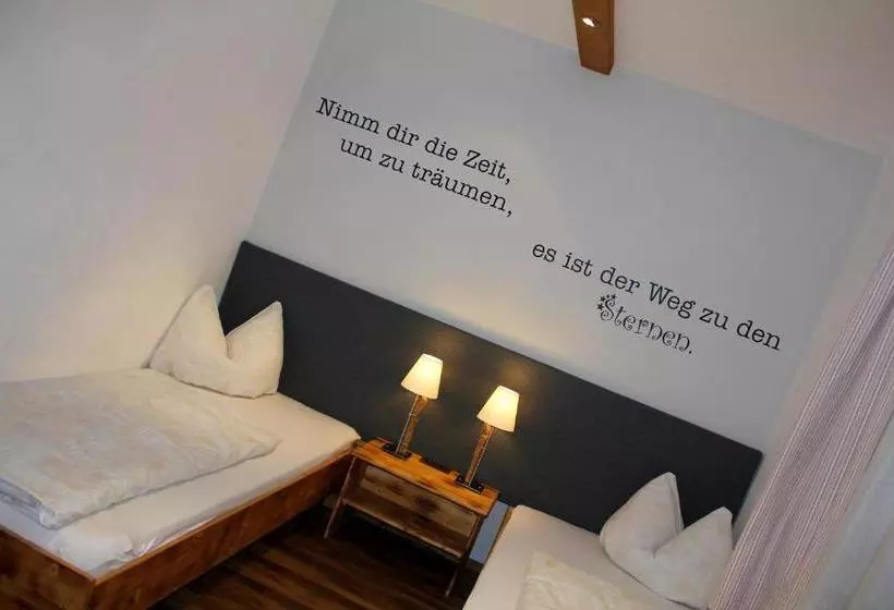 Hotelli Haus Kinspergher