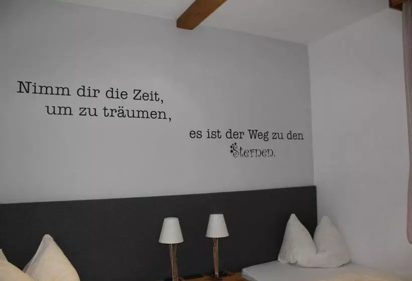 Hotelli Haus Kinspergher