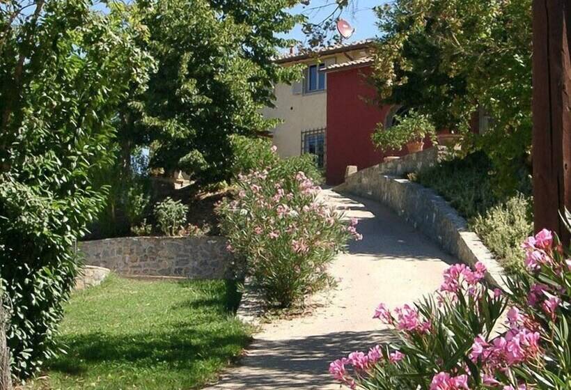 فندق Il Pezzatino