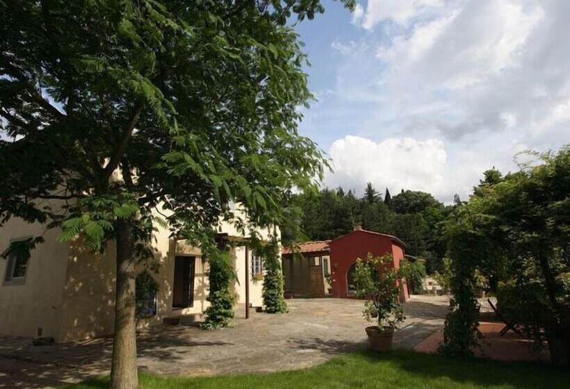 فندق Il Pezzatino