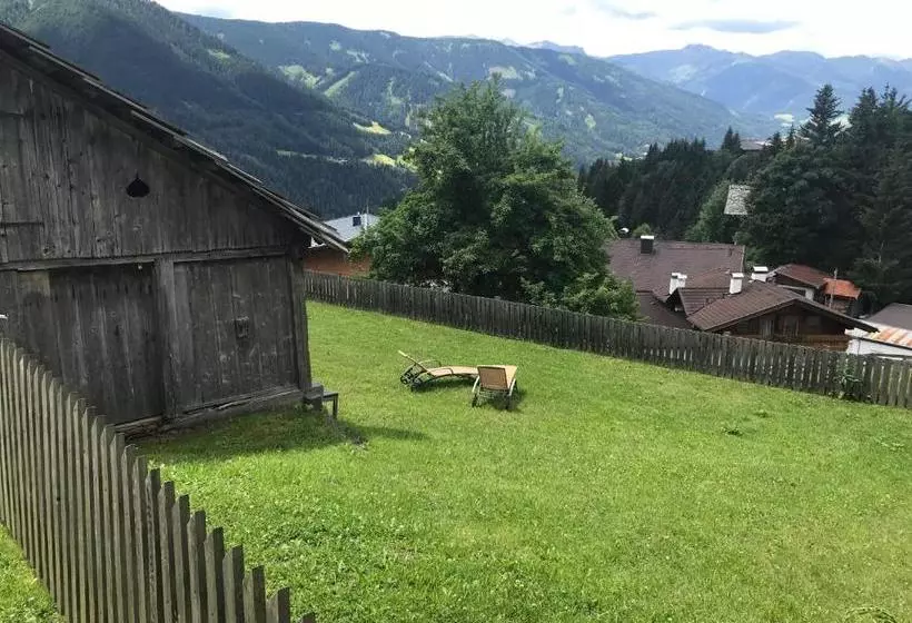 ホテル Landhaus Schloss Anras