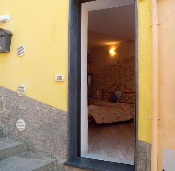 هتل Michela Rooms