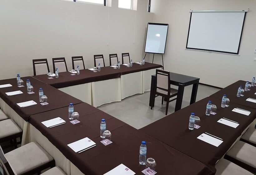 فندق Monte Lirio