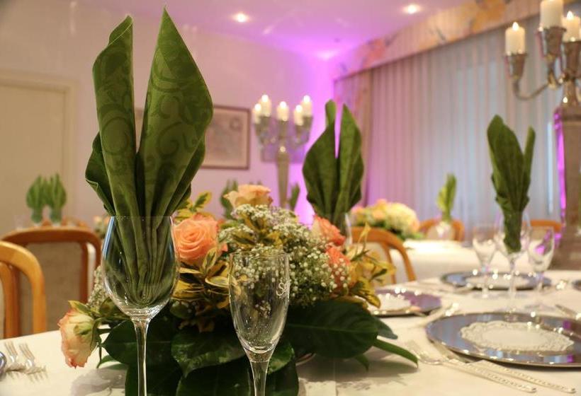 Отель Niggemann