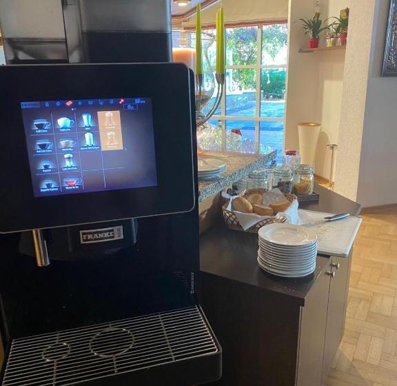 فندق Schuetzenhaus Vorsfelde