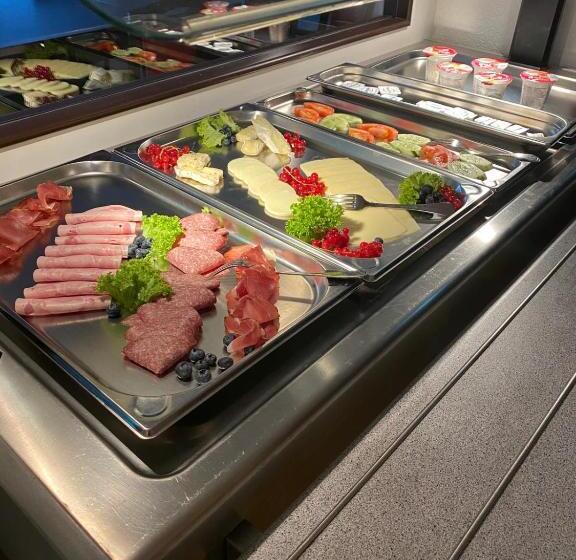 فندق Schuetzenhaus Vorsfelde