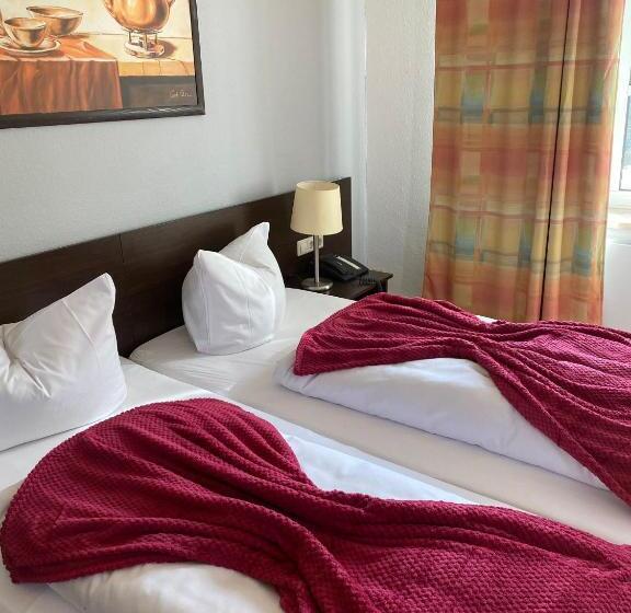 فندق Schuetzenhaus Vorsfelde