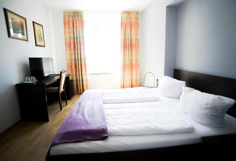 فندق Schuetzenhaus Vorsfelde