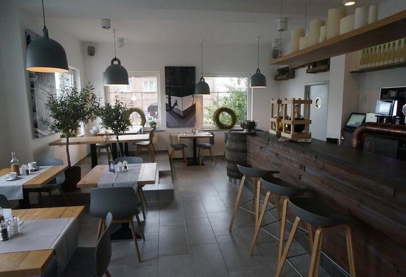 Отель Siebzehn80