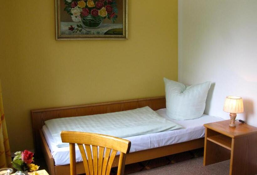 Landhotel Goldener Becher