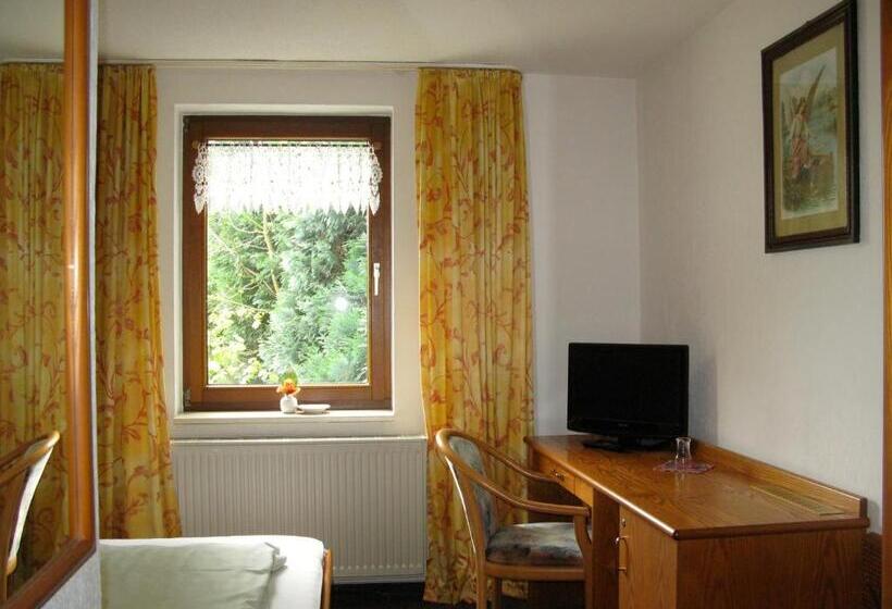 Landhotel Goldener Becher