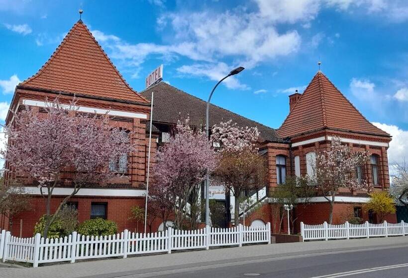 Отель Am Stadtwall