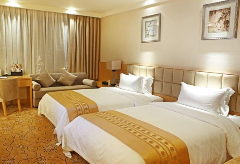 Отель Yinsheng International