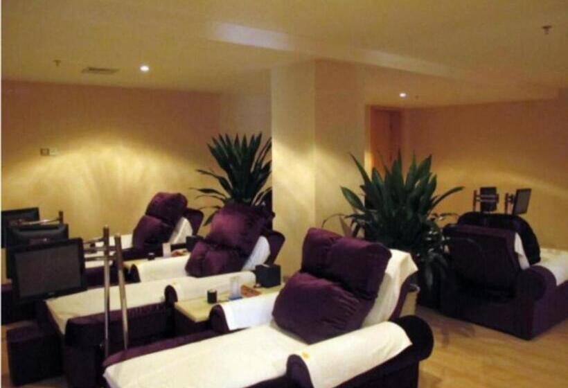 Отель Yinsheng International