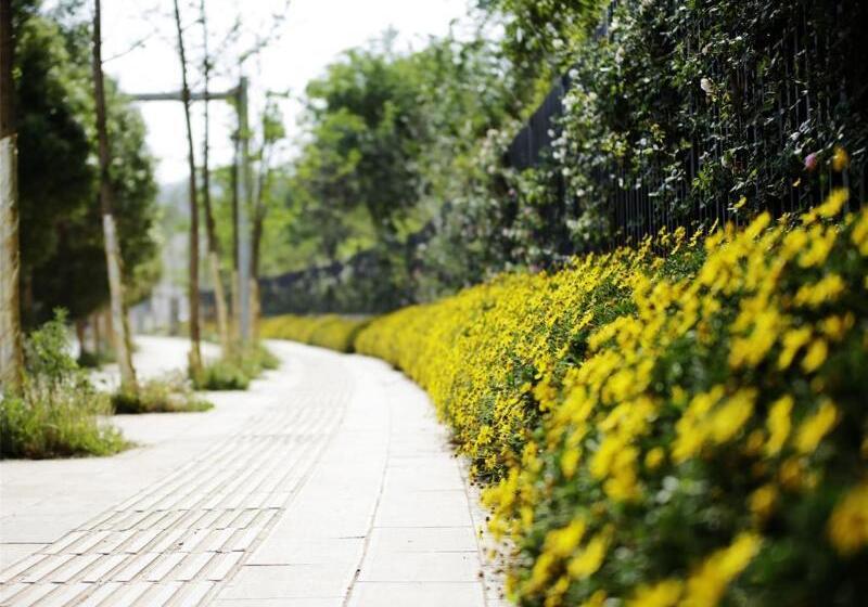 호텔 Howard Johnson Flower City  Kunming