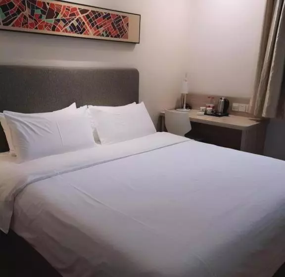 Hanting Hotel Taiyuan Dananmen