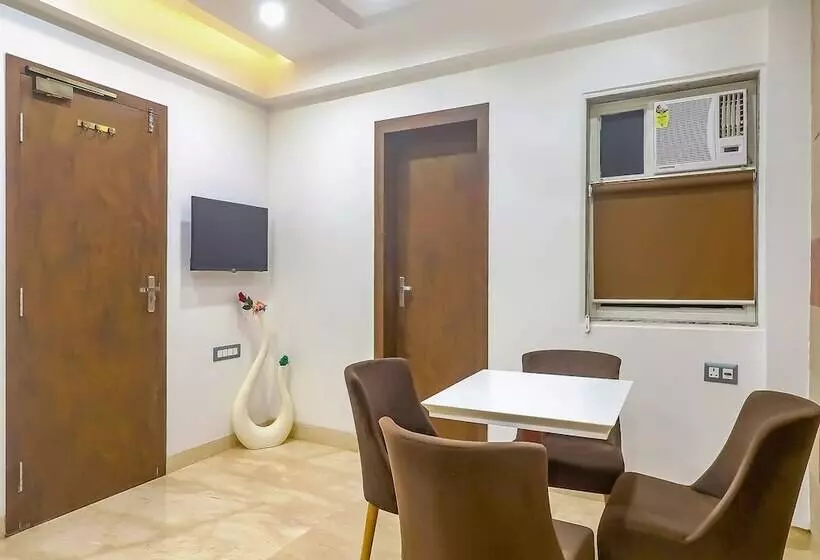 Fabhotel Ruklo