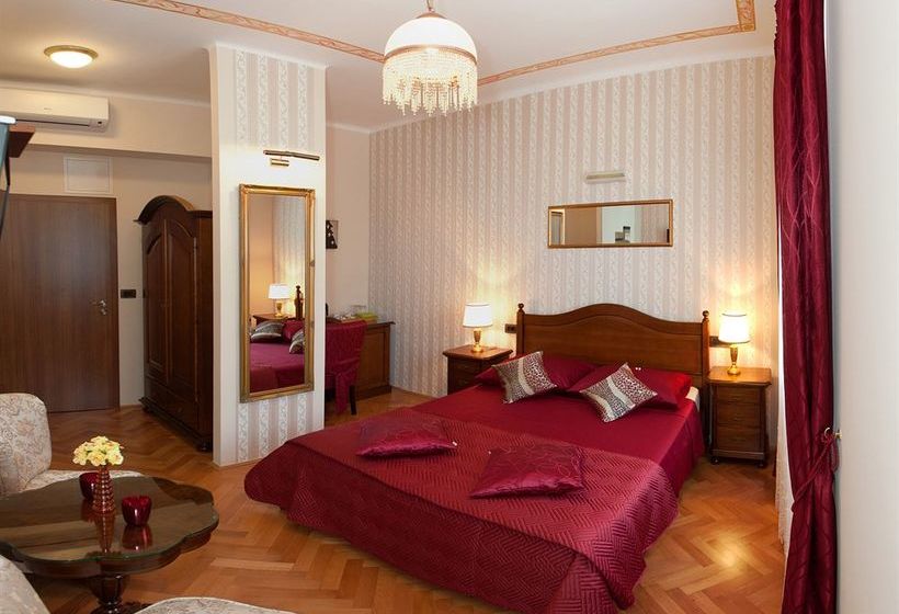 Cro Jet Set Apartments