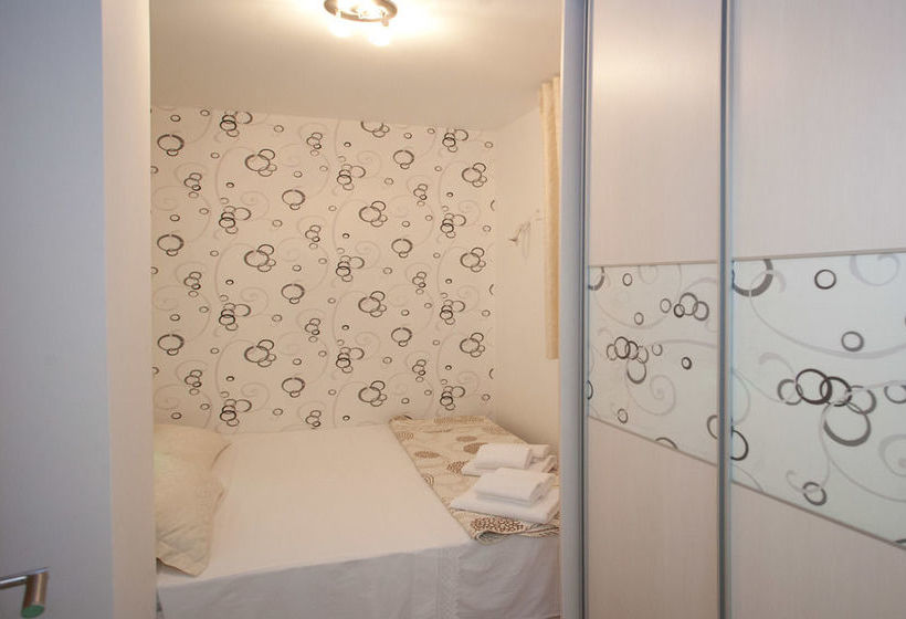 Cro Jet Set Apartments