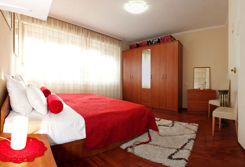 Cro Jet Set Apartments