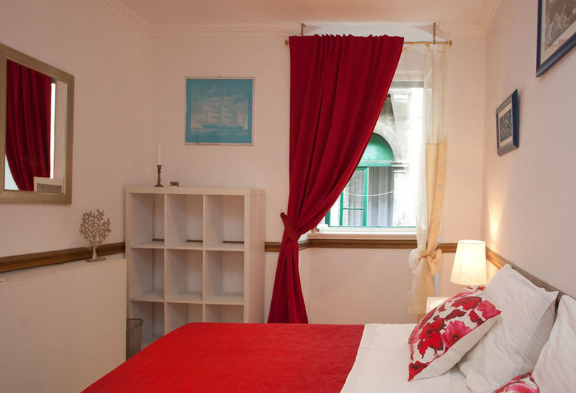 Cro Jet Set Apartments