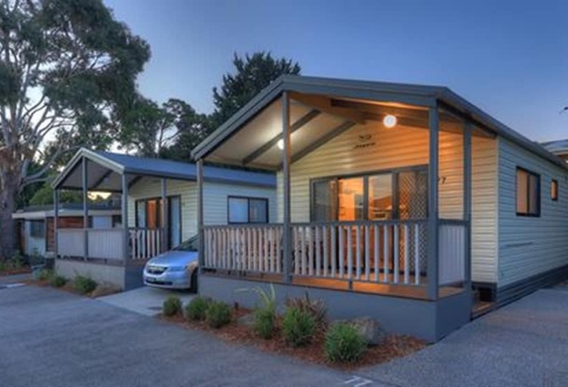 Отель Airport Tourist Village Melbourne