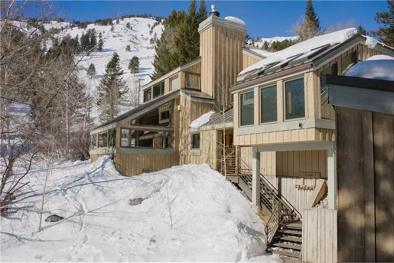 هتل Baily House