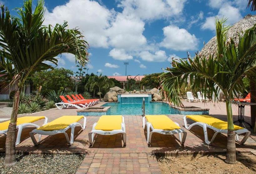 هتل Camacuri Residence